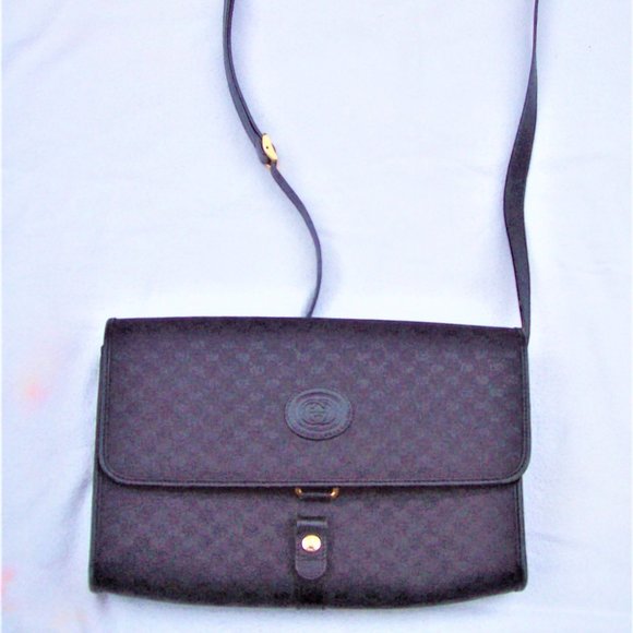 *** GUCCI ***AUTHENTIC *** HANDBAG / Serial Number / Logo / Made in ITALY - - Picture 1 of 6